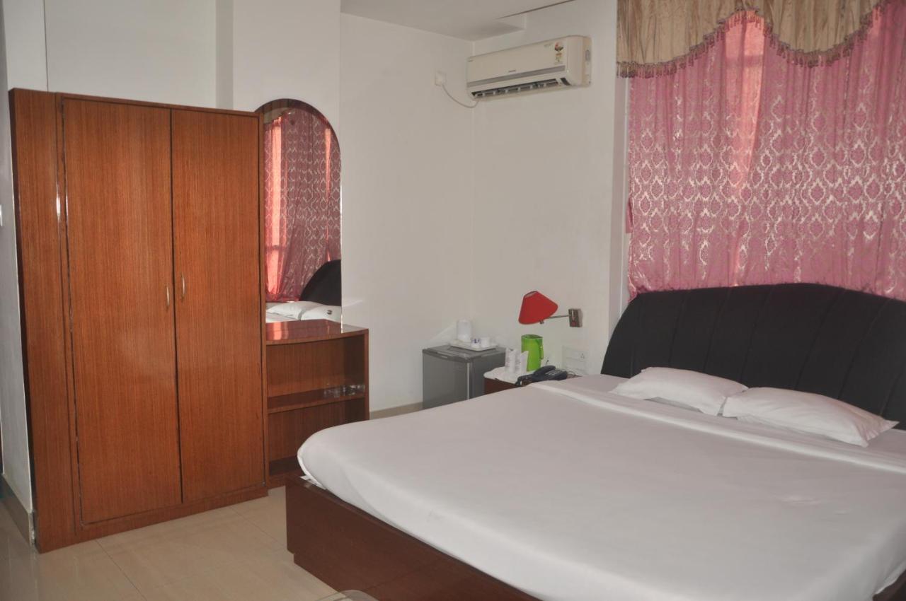 Hotel Dooars Mountain Alipur Duar Ngoại thất bức ảnh