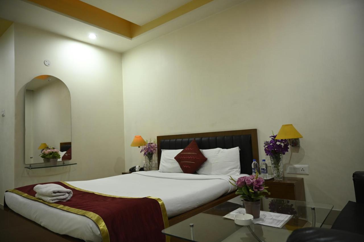 Hotel Dooars Mountain Alipur Duar Ngoại thất bức ảnh