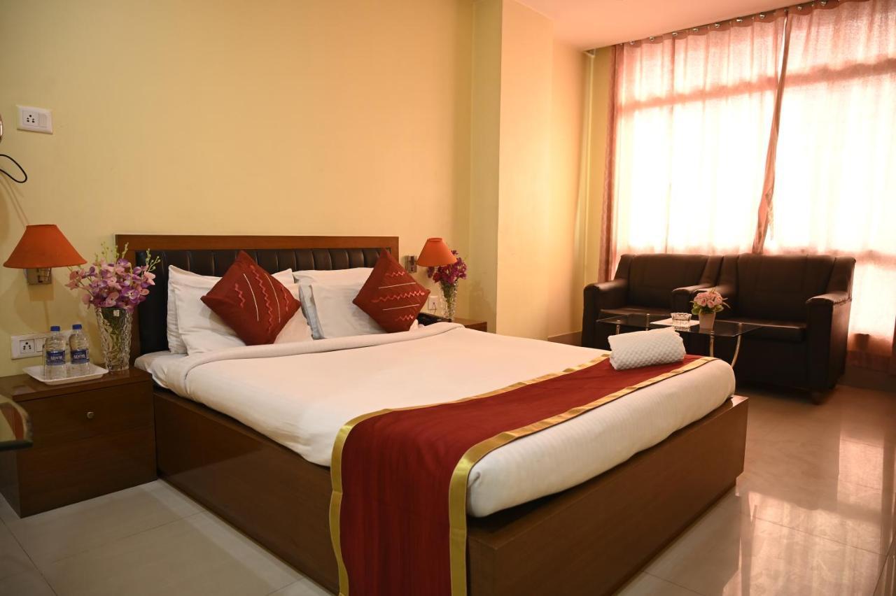 Hotel Dooars Mountain Alipur Duar Ngoại thất bức ảnh