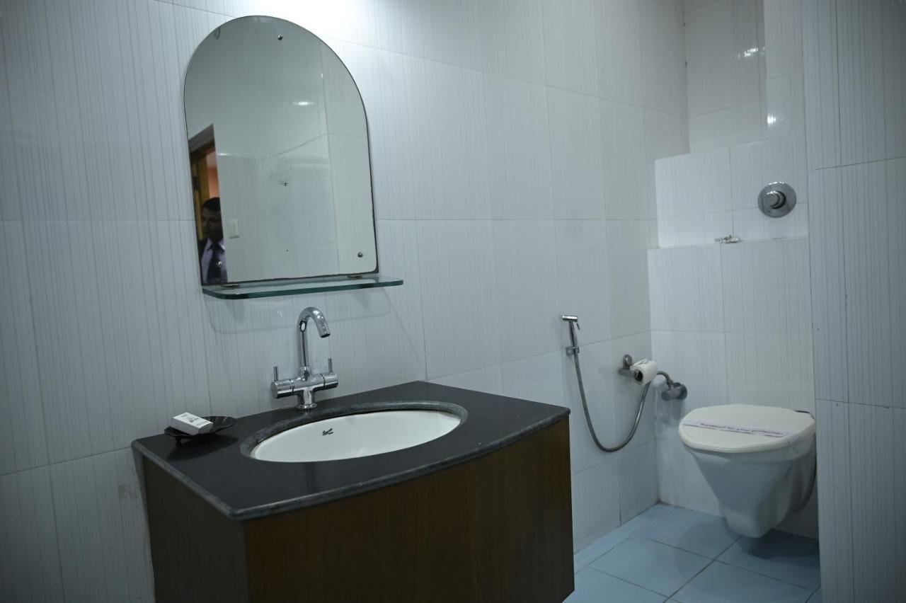 Hotel Dooars Mountain Alipur Duar Ngoại thất bức ảnh