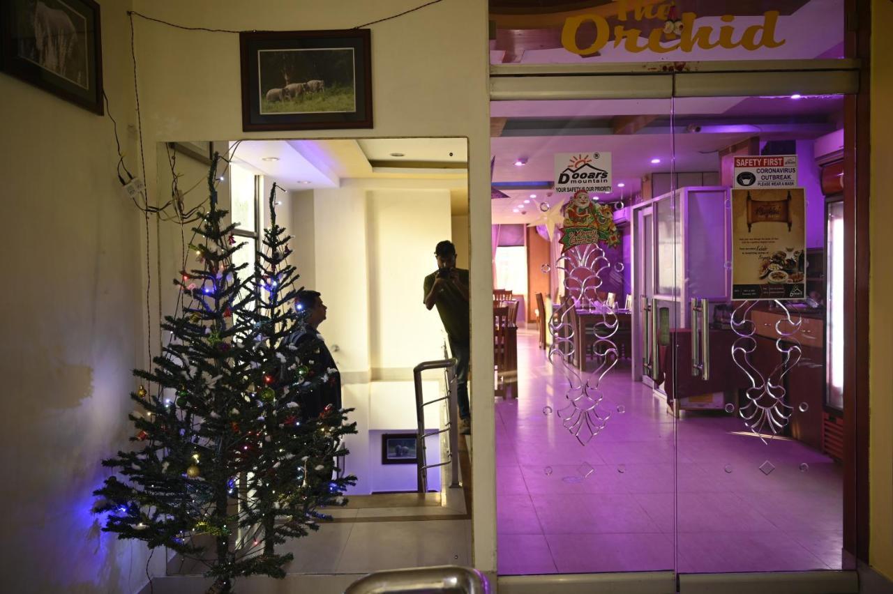 Hotel Dooars Mountain Alipur Duar Ngoại thất bức ảnh