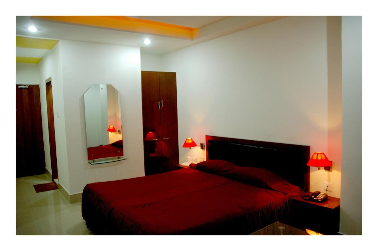 Hotel Dooars Mountain Alipur Duar Ngoại thất bức ảnh